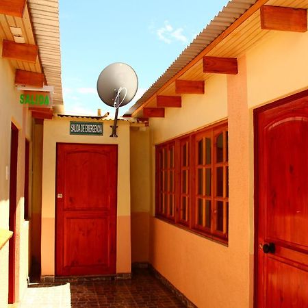 Hostal Casa Flores San Pedro de Atacama Exterior photo